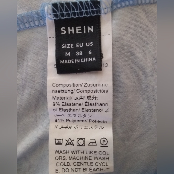 SHEIN Top - Picture 5 of 6